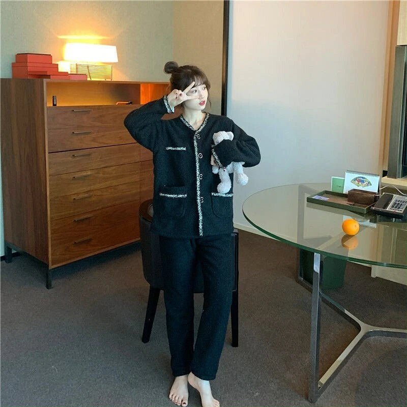 Chic Velvet Pajama Woman Winter Elegant Pyjama Femme Two Piece Set Home Clothes