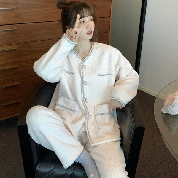 Chic Velvet Pajama Woman Winter Elegant Pyjama Femme Two Piece Set Home Clothes
