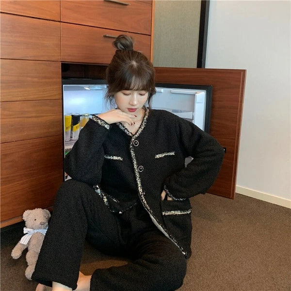 Chic Velvet Pajama Woman Winter Elegant Pyjama Femme Two Piece Set Home Clothes