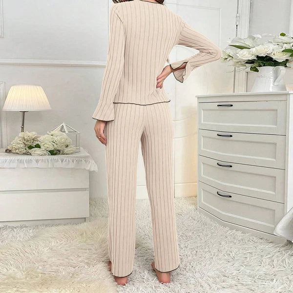 Feel Women's Autumn Winter PJs Cozy Top and Bottoms Ensemble Available Now