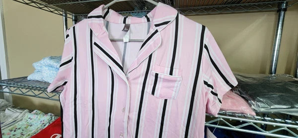 PJ Couture Women's Two Piece Pants Top Notch Short Sleeve Shirt Pajamas MSRP $48