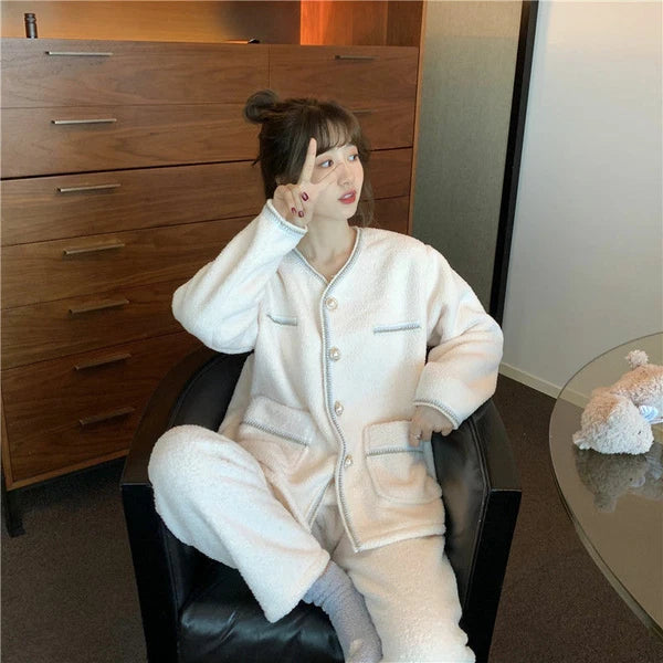 Chic Velvet Pajama Woman Winter Elegant Pyjama Femme Two Piece Set Home Clothes