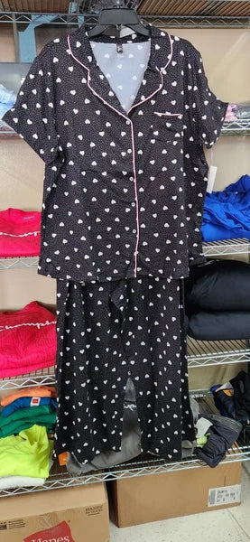 PJ Couture Women's Two Piece Pants Top Notch Short Sleeve Shirt Pajamas MSRP $48