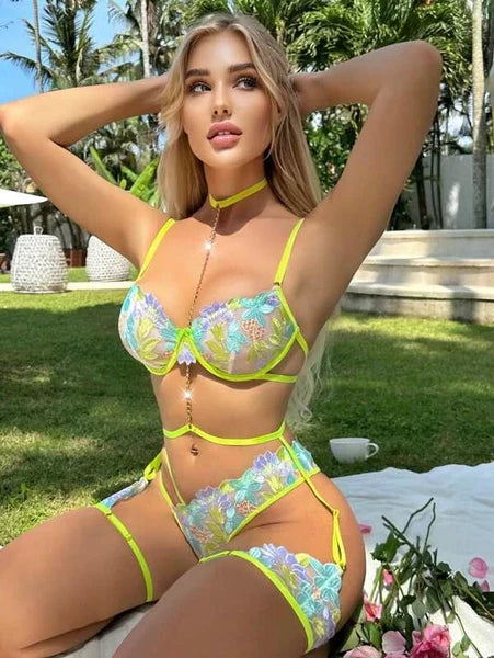 Women's Sexy Lingerie Lace Babydoll Bra Thong Set Sleepwear Underwear Nightwear